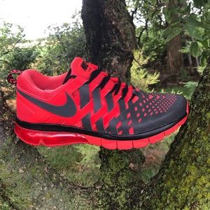 Nike Fingertrap Max (reflective)